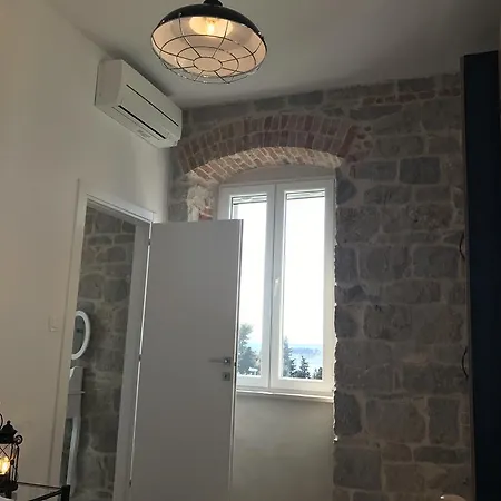 Luxury Valentina Σπλιτ